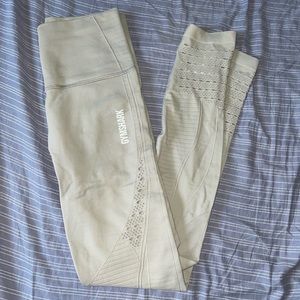 XS Gymshark Energy Seamless Leggings - Light Grey NEVER WORN